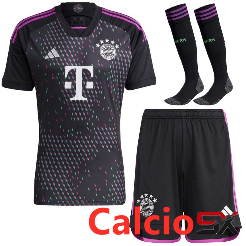 La Nuova Maglie Bundesliga Bayern Monaco Poco Prezzo